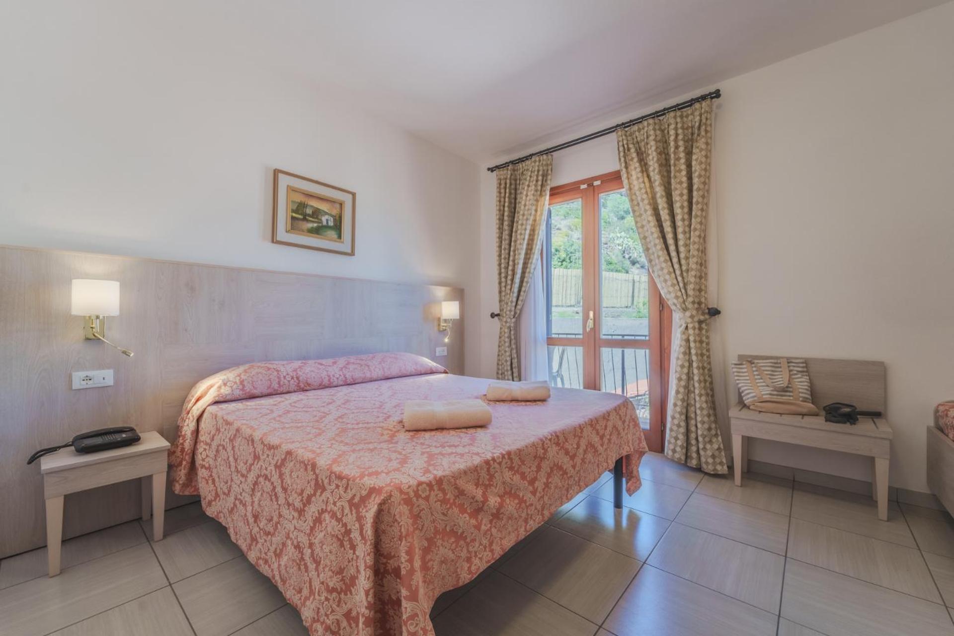 Hotel Lo Scirocco Фетовая Екстер'єр фото