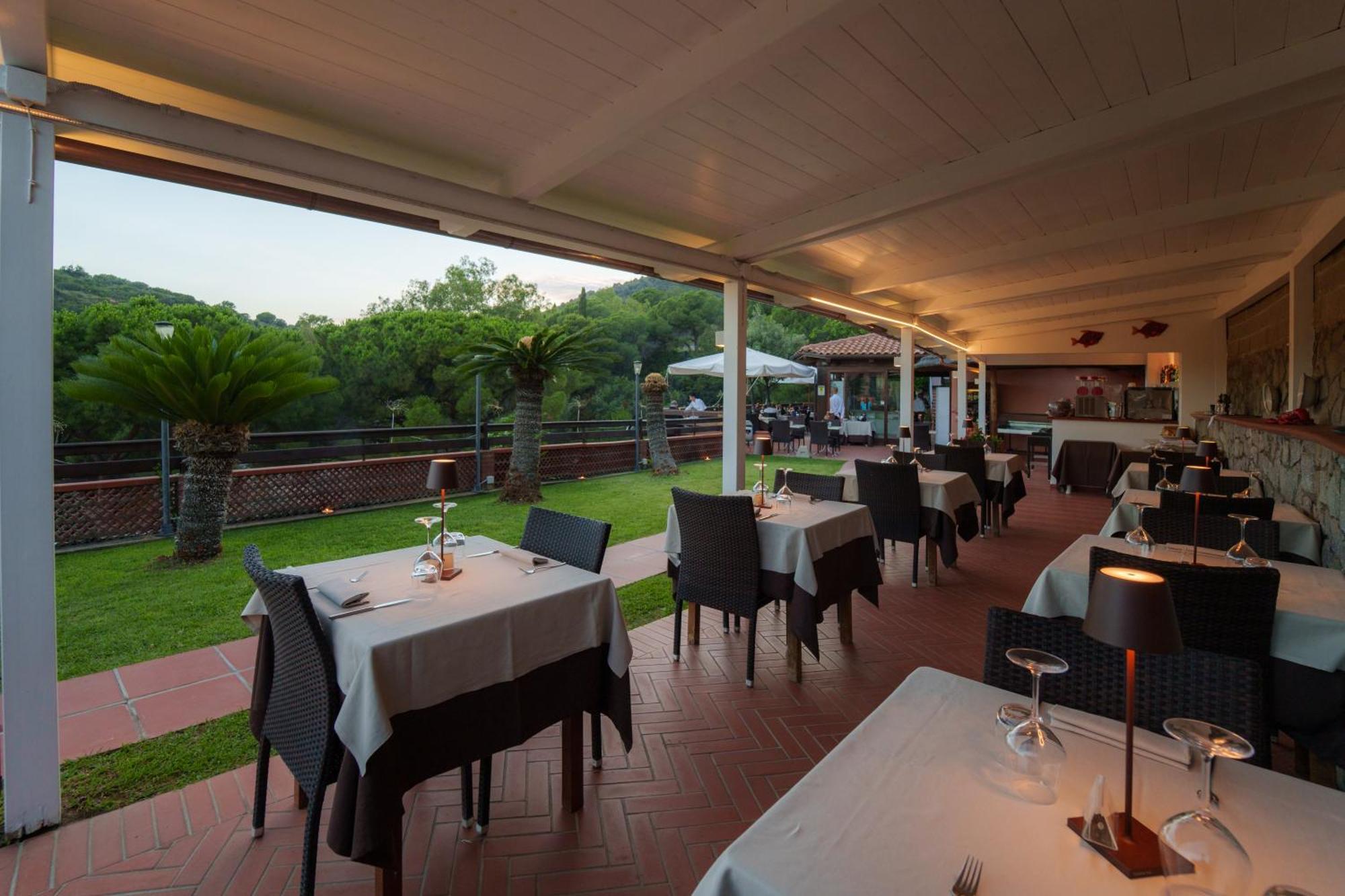 Hotel Lo Scirocco Фетовая Екстер'єр фото