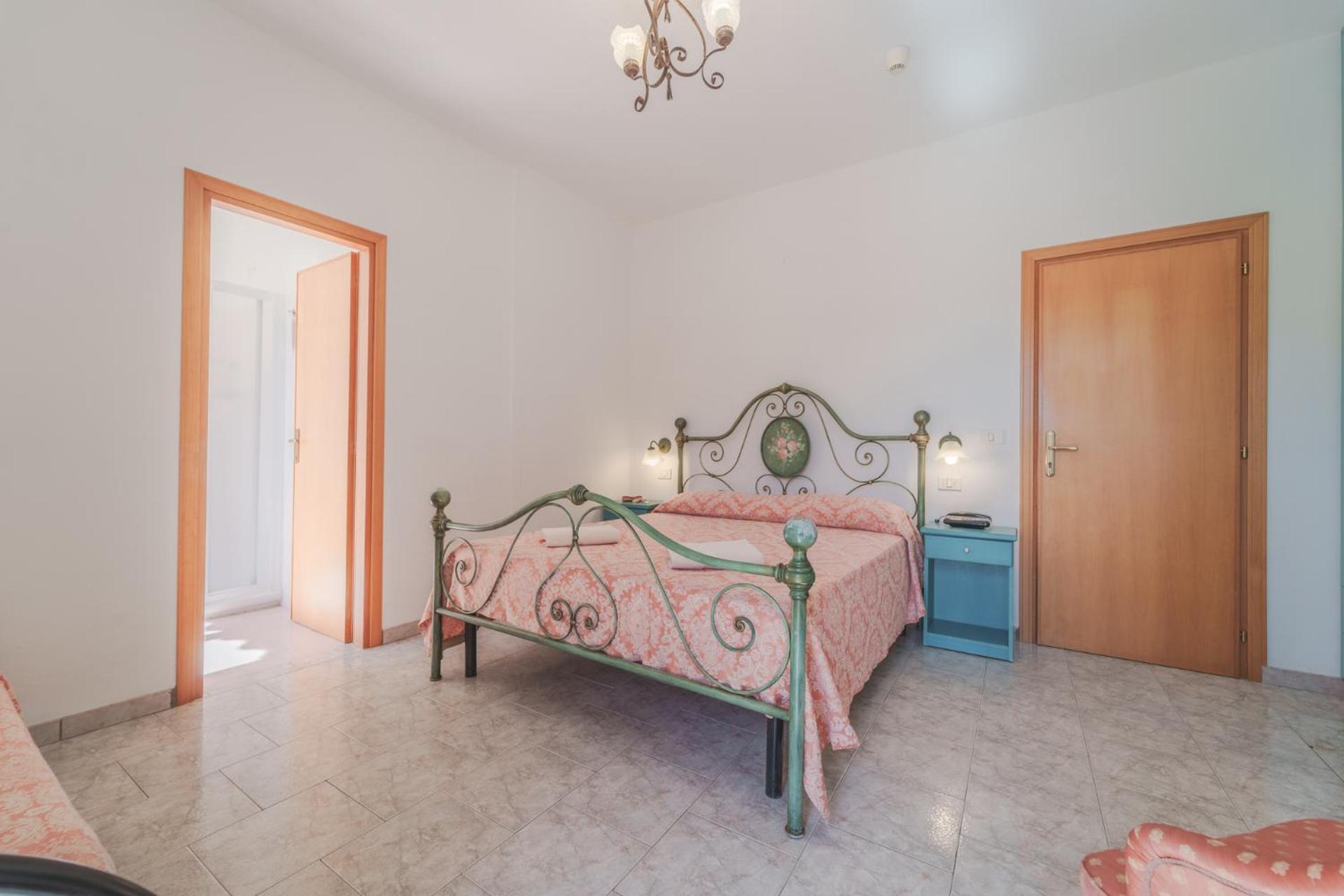 Hotel Lo Scirocco Фетовая Екстер'єр фото